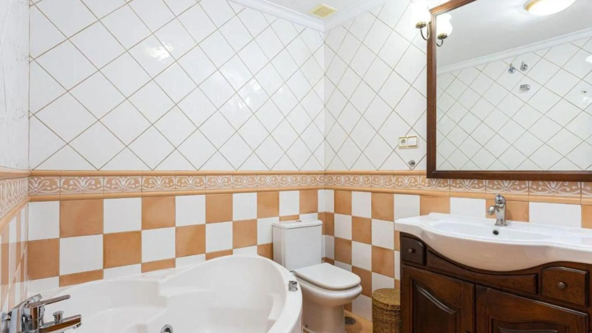 Apartment Belvilla By Oyo Apartamento En Nerja Spain