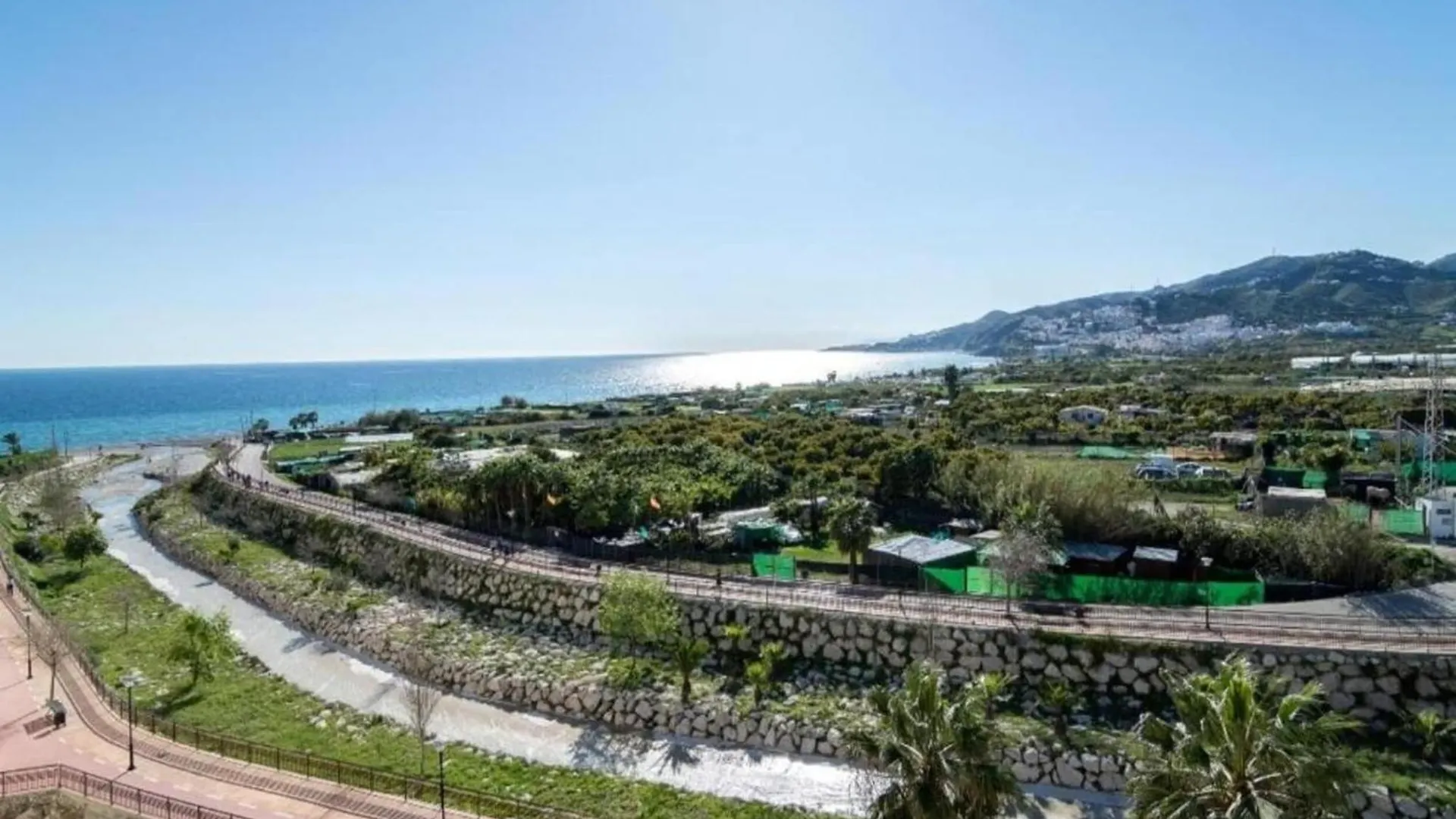 Belvilla By Oyo Apartamento En Nerja